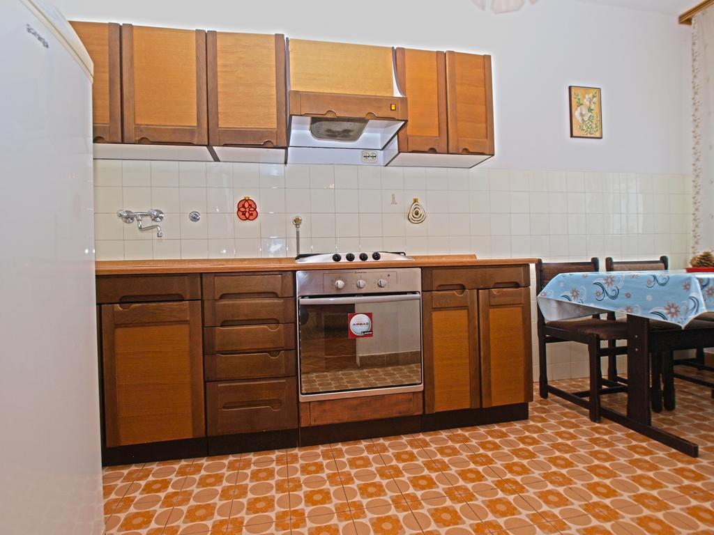 Apartments Branko 1348 Pula Luaran gambar
