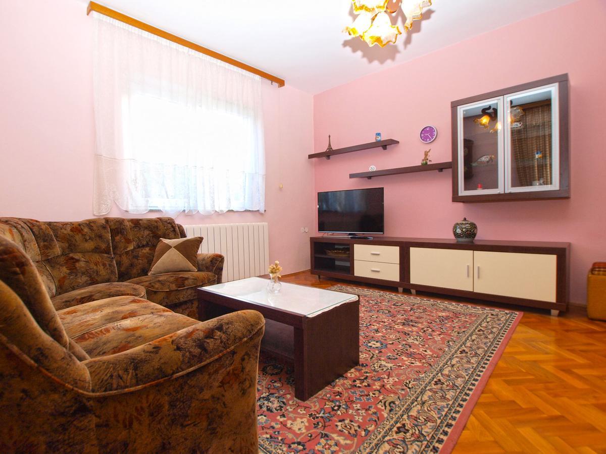 Apartments Branko 1348 Pula Luaran gambar